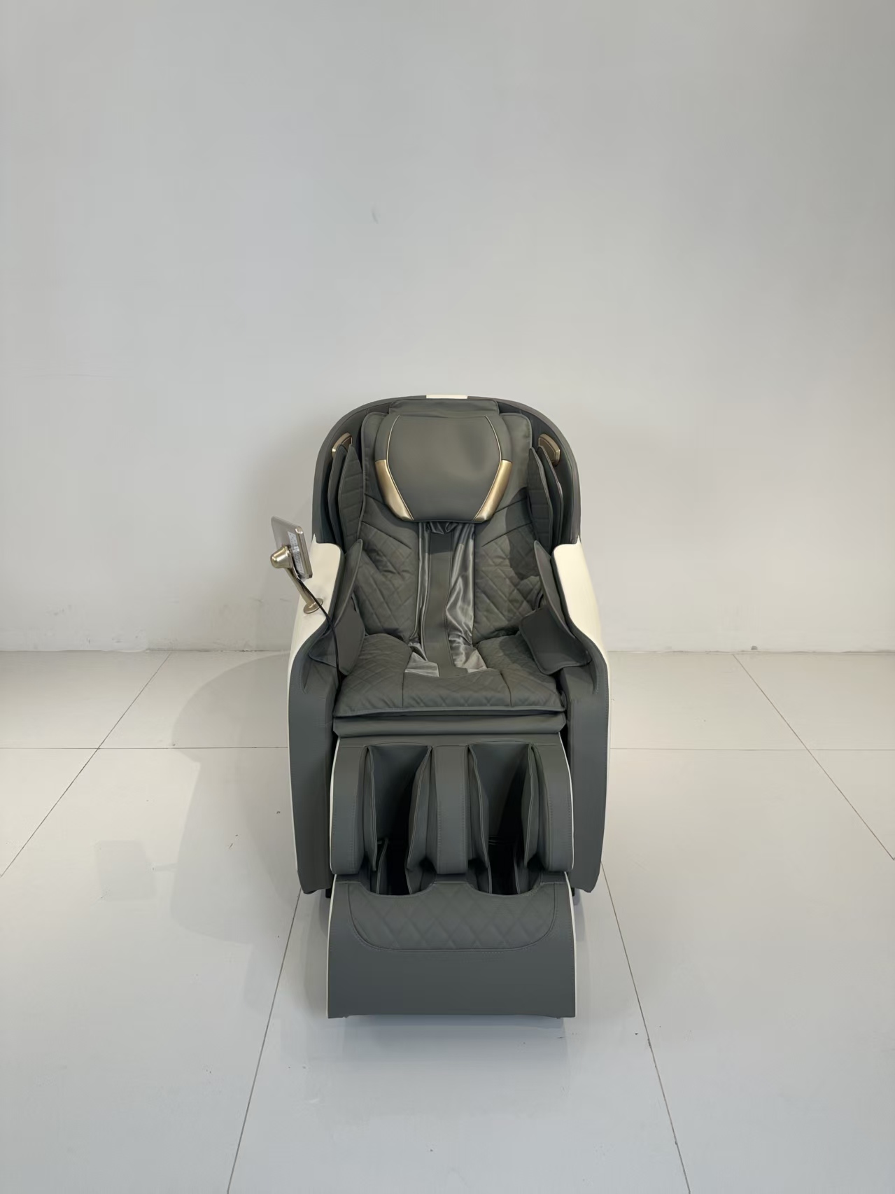 LP7082 (8).jpg